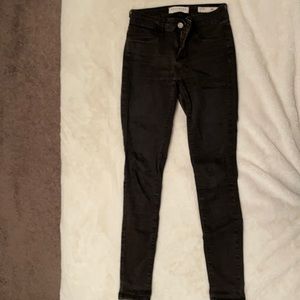 Black skinny jeans, 26